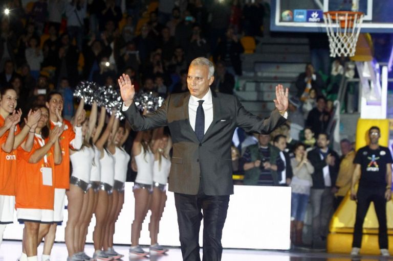 Γκάλης προς Αντετοκούνμπο: Μη χαλαρώσεις, τώρα είναι πιο δύσκολο να μείνεις στην κορυφή