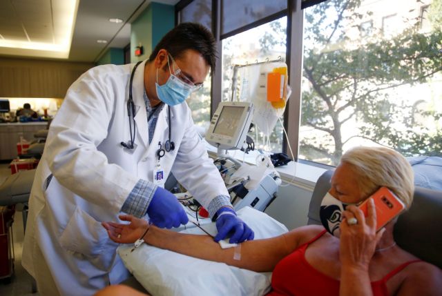 Ποια θεραπεία μειώνει τη σοβαρότητα της νόσου Covid-19