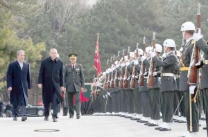 Συνεχίζουν ακάθεκτοι Ερντογάν και Ακάρ: «Θα υπερασπιστούμε τη Γαλάζια Πατρίδα»