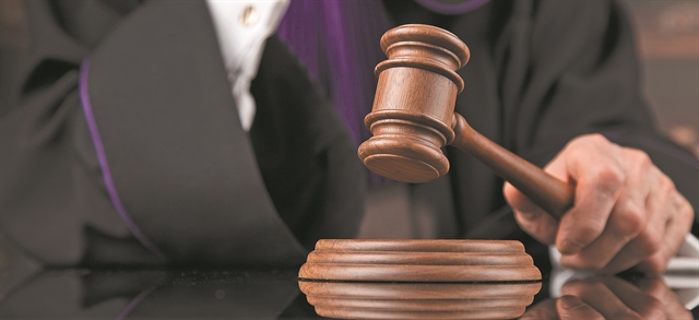 Η Δικαιοσύνη στις κάλπες