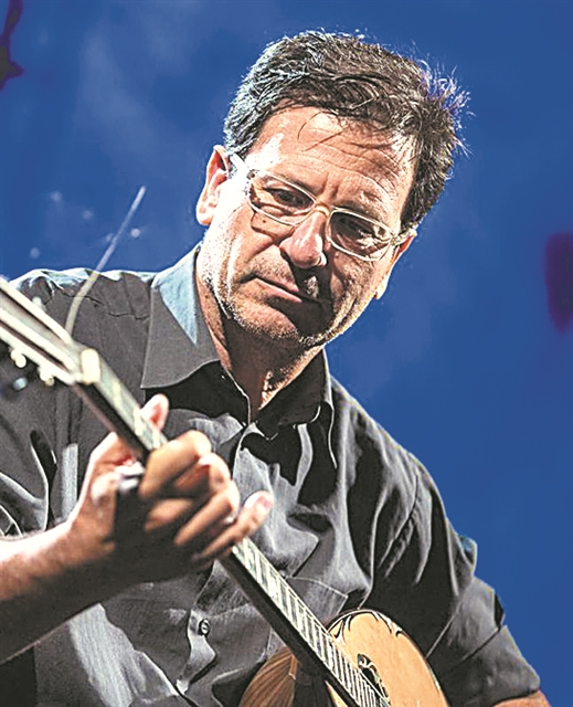 Γιατί η συναυλία του Θανάση Παπακωνσταντίνου «έπεσε» με sold out