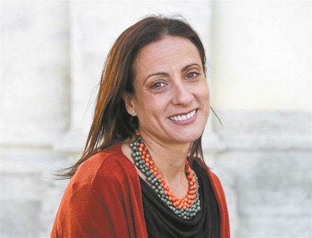 «Δεν έφυγα ποτέ από το επιτελείο του Μπορέλ»