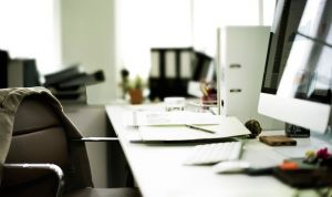 Απλήρωτες υπερωρίες: Ένα βήμα πίσω από την κυβέρνηση