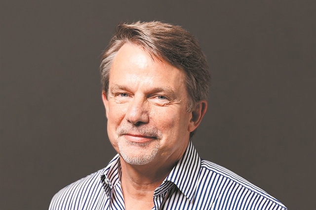 Από την Amazon στην Public – Media Markt