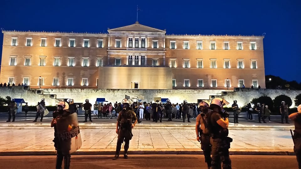 Οι συνωμοσιολόγοι ξανά στους δρόμους – Συγκεντρώσεις κατά της μάσκας σε Αθήνα και Θεσσαλονίκη