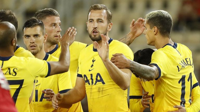 Τότεναμ: Πέρασε χωρίς αγώνα στο League Cup