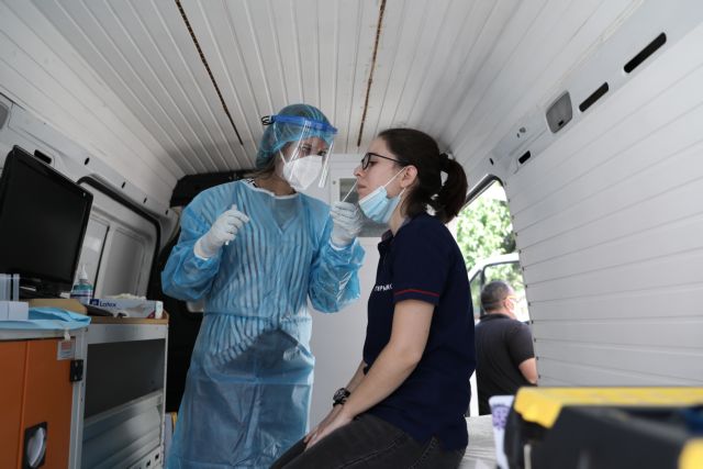 Κοροναϊός: Νέα αύξηση κρουσμάτων, θανάτων και διασωληνωμένων το πρώτο τετραήμερο του Οκτωβρίου [πίνακας]