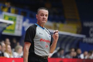 Ο διαιτητής Αναστόπουλος επέστρεψε στη δράση λόγω… κοροναϊού