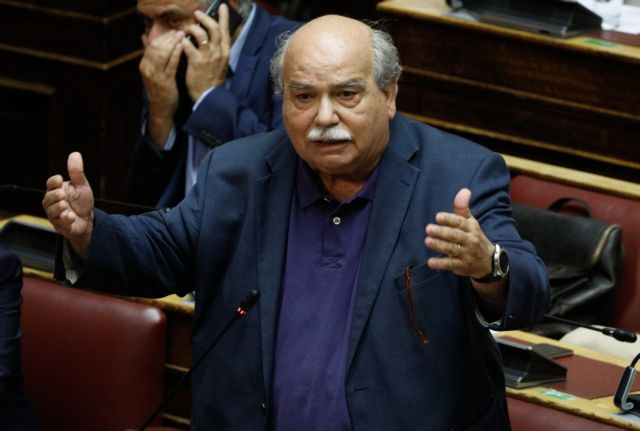 Στη Δίωξη Ηλεκτρονικού Εγκλήματος ο ΣΥΡΙΖΑ για «φωτογραφία» Βούτση – Μιχαλολιάκου