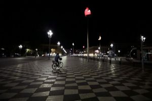Κοροναϊός: Τρόμος με νέο ρεκόρ ημερήσιων κρουσμάτων στη Γαλλία