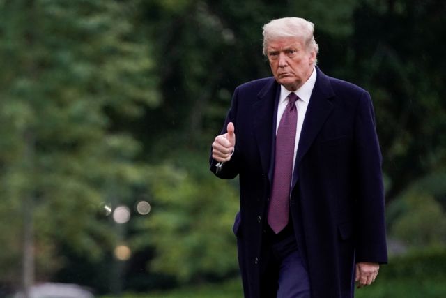 Όταν ο Τραμπ… ξόρκιζε τον κοροναϊό