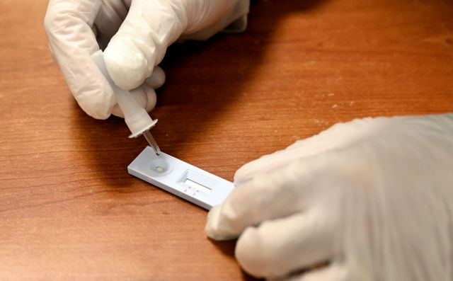 Κοροναϊός : Σε καραντίνα τρεις υπουργοί Εξωτερικών της ΕΕ