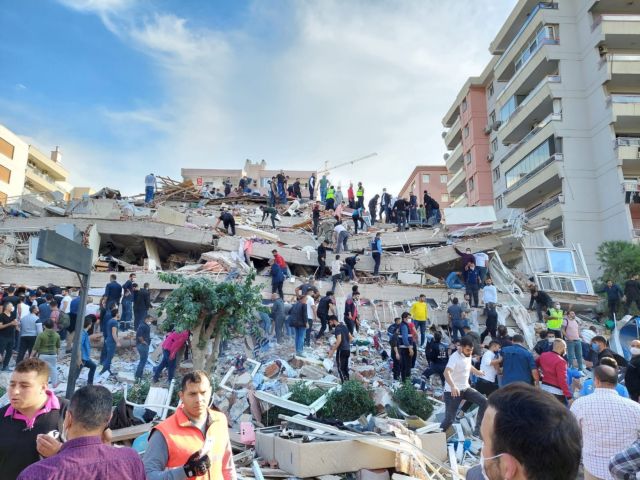 Σεισμός : Επικοινωνία Δένδια – Τσαβούσογλου – Έτοιμη για αποστολή βοήθειας η Ελλάδα | tanea.gr