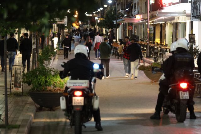 Πάτρα : Η αστυνομία κλείνουν μαγαζιά για παραβίαση μέτρων, τα δικαστήρια τα ξανανοίγουν | tanea.gr