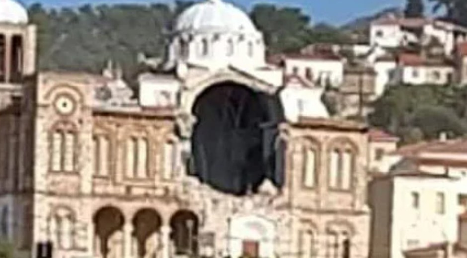 Σεισμός : Μεγάλες ζημιές σε εκκλησία στο Καρλόβασι – Δείτε φωτογραφίες