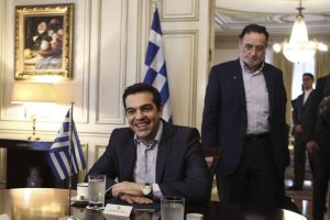 Λαφαζάνης κατά Τσίπρα: «Αλέξη, τώρα θυμήθηκες τους πλειστηριασμούς;»