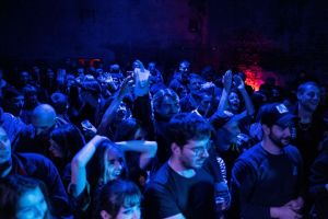 «Πάρτι κοροναϊού»: Προσκλήσεις… ανοσίας μετά την πανδημία;