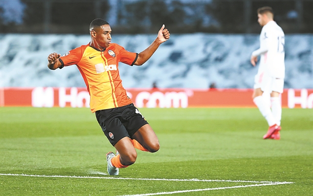 Προβάδισμα για τη Λοκομοτίβ