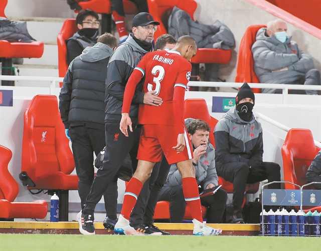 Ζητούνται αμυντικοί