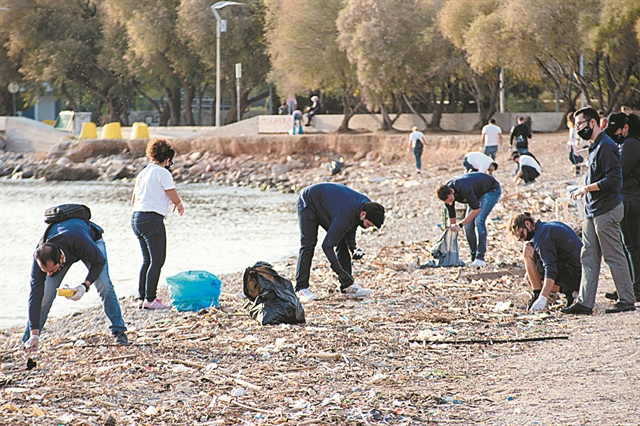 Εγκαινιάστηκε μαρίνα στη Σύμη