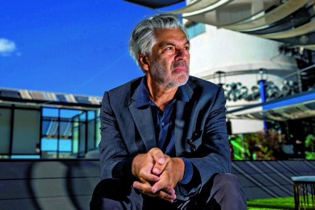 «Δεν πρέπει να δίνουμε στο κοινό αυτό που θέλει»