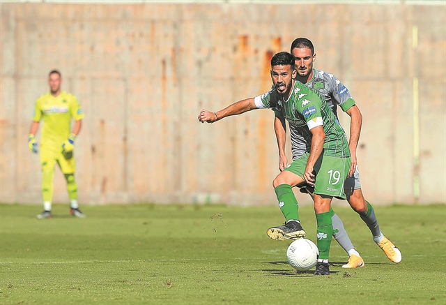 Ανεπηρέαστος στο Φάληρο