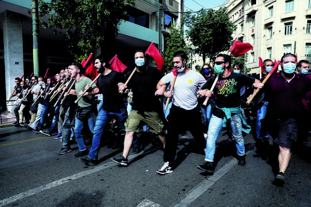 «Οι γέροι χωριστά, οι νέοι άλλο πράμα»