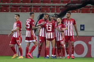 Ολυμπιακός : «Απόψε στο κάστρο μας επιστρέφουν τα αστέρια»