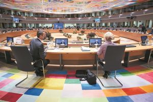 «Να μπει εμπάργκο στις πωλήσεις όπλων στην Τουρκία»