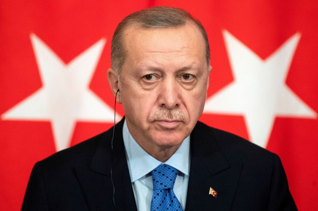 Ερντογάν : Όποιος απλώσει χέρια στην Τουρκία θα του τα κόψουμε