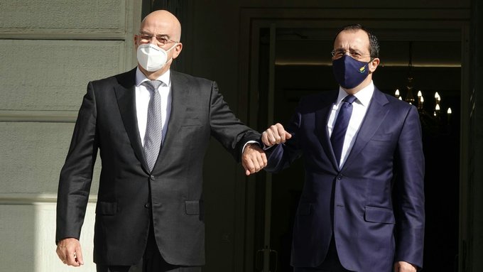 Ο συντονισμός Ελλάδας – Κύπρου στο επίκεντρο της συνάντησης Δένδια – Χριστοδουλίδη