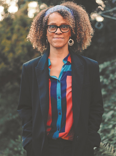 Μπούκερ πέρα από ποσοστώσεις