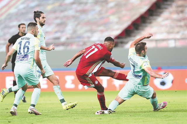 Πάρτι με… ντι τζέι τον Ελ Αραμπί