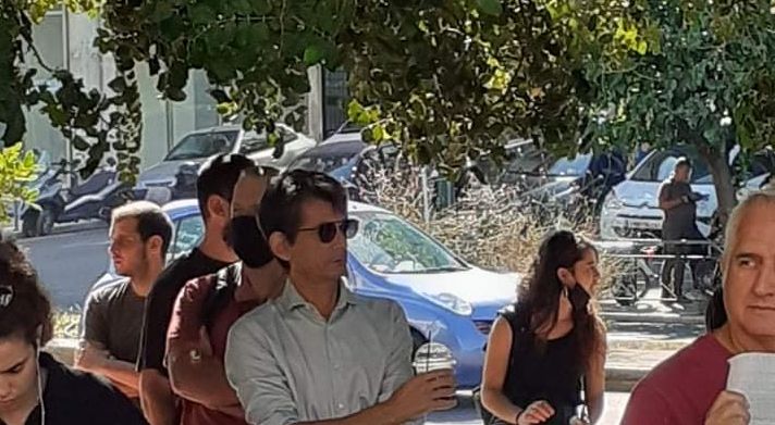 Χρυσή Αυγή : Ο Καρανίκας στη συγκέντρωση έξω από το Εφετείο