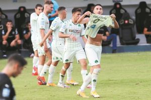 Παλικάρι και «αυτόχειρας»