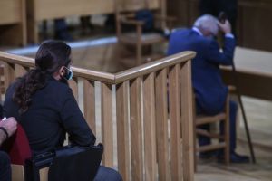 Δίκη Χρυσής Αυγής : Ο Μπαρμπαρούσης πήγε ως μάρτυρα υπεράσπισης τον πατέρα του