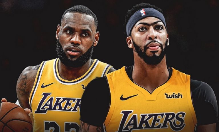 Με πρωταγωνιστές Λεμπρόν και Ντέιβις, αγκαλιά με τον τίτλο οι Λέικερς