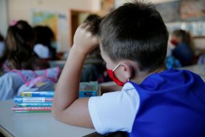 Κοροναϊός: Έφτασαν στην ΚΕΔΕ οι νέες προδιαγραφές για τις μάσκες στα σχολεία