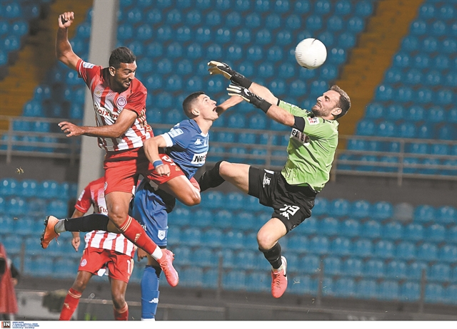 «Αυτογκόλ» Κλάτενμπεργκ για το οφσάιντ στα Γιάννινα