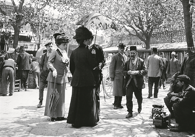 Η χάρτινη μνήμη της Σμύρνης