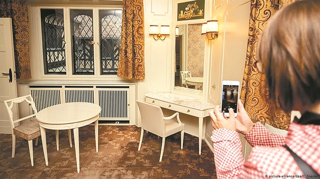 Ταξίδι στο δωμάτιο, ύμνος στη φαντασία