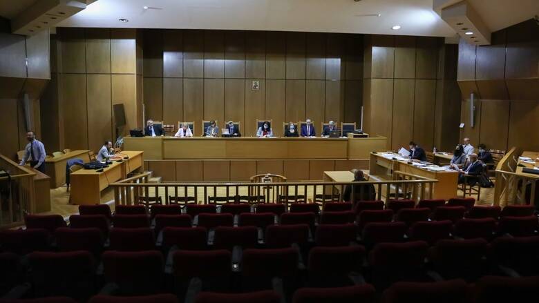 Τι προβλέπει η πρόταση της εισαγγελέως για τα ελαφρυντικά των μελών της Χρυσής Αυγής