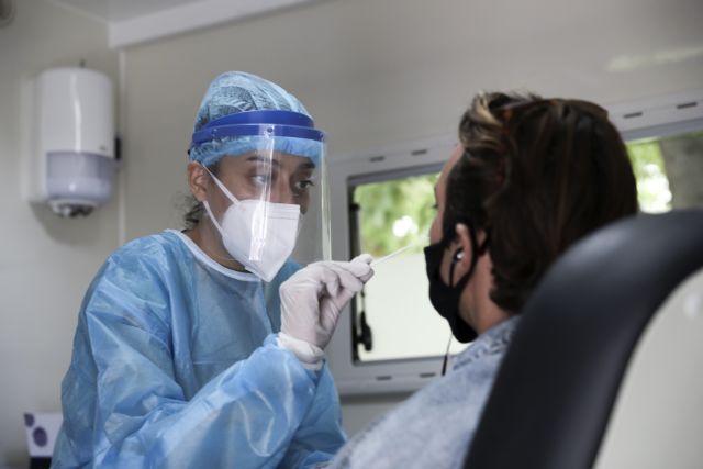 Κοροναϊός : Καθολική χρήση μάσκας αν δεν αλλάξει τίποτα σε 20 μέρες, λέει η Παγώνη