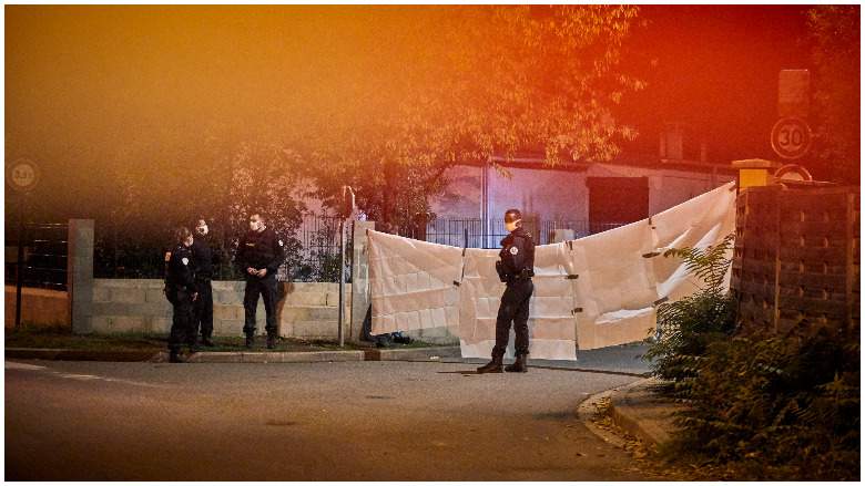 Παρίσι : Πέντε νέες συλλήψεις για την ισλαμική τρομοκρατική επίθεση – Επιβεβαιώθηκε η ταυτότητα του δράστη