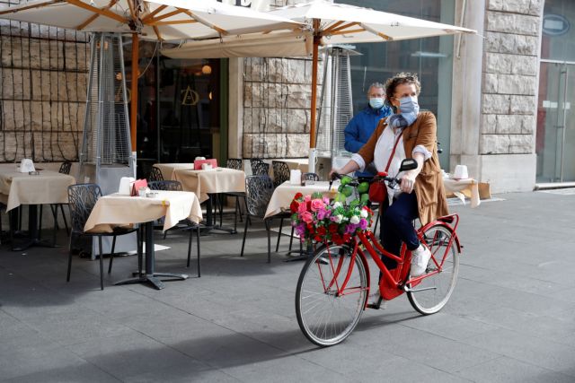 Αυστηροί περιορισμοί στην Ιταλία - Λουκέτο από τις 6 το απόγευμα σε καφέ και εστιατόρια | tanea.gr