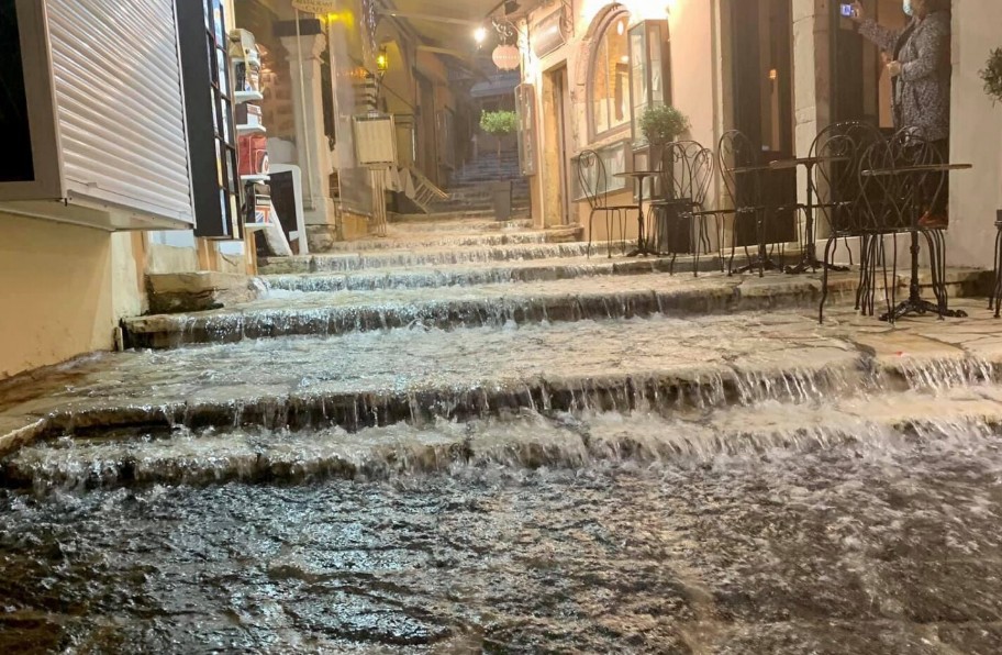 Αρναούτογλου: Σε 12 ώρες έβρεξε στην Κέρκυρα όσο στην Αττική σε ένα τρίμηνο