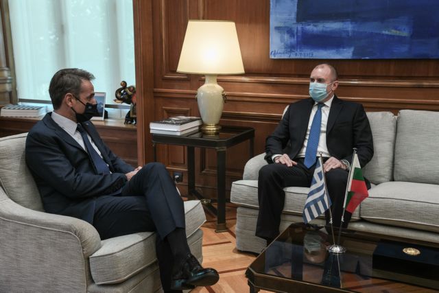 Μητσοτάκης – Ράντεφ : Συζήτησαν για τις προκλήσεις της Τουρκίας