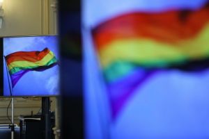 «Ελεύθερη Ώρα» : Τριετής φυλάκιση και πρόστιμο 20.000 ευρώ για τρανσφοβικό πρωτοσέλιδο