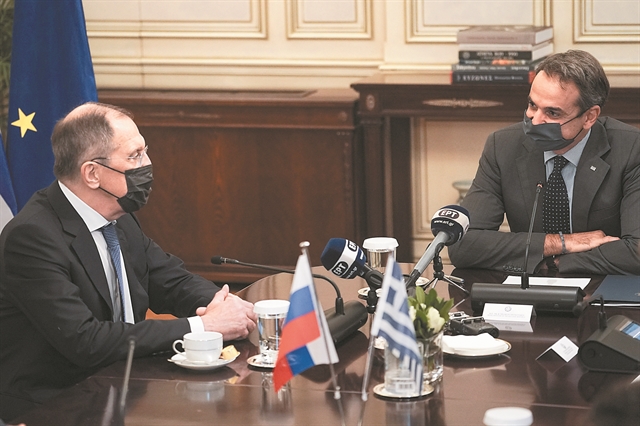 Διπλωματική αντεπίθεση με διεργασίες σε πολλά μέτωπα