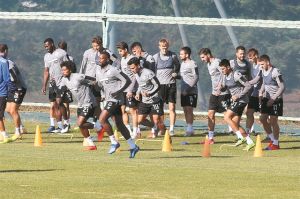 Ενα θετικό τεστ Covid-19 ενόψει Ομόνοιας